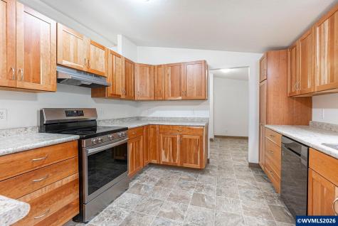 620 E Street Lebanon OR 97355