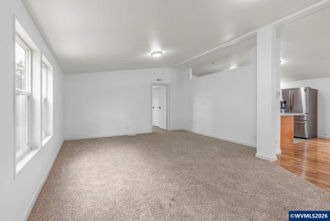 620 E Street Lebanon OR 97355
