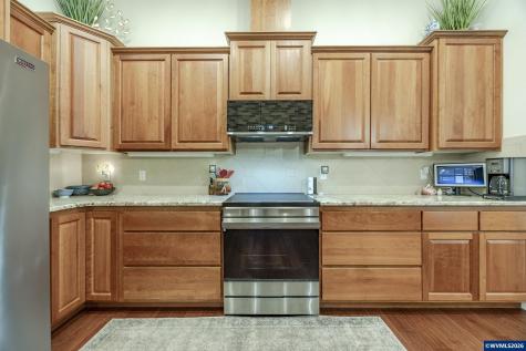 29877 Bartels Creeks Drive Lebanon OR 97355