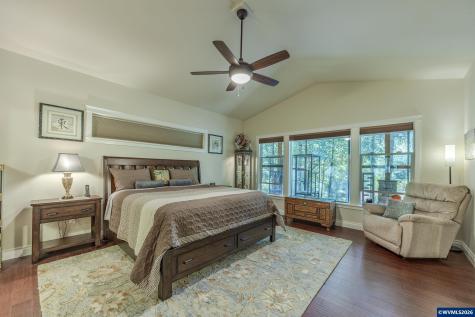 29877 Bartels Creeks Drive Lebanon OR 97355