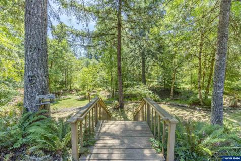 29877 Bartels Creeks Drive Lebanon OR 97355