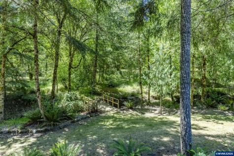 29877 Bartels Creeks Drive Lebanon OR 97355