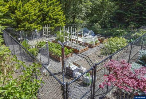 29877 Bartels Creeks Drive Lebanon OR 97355