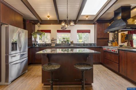 6690 Aumsville Highway SE Salem OR 97317