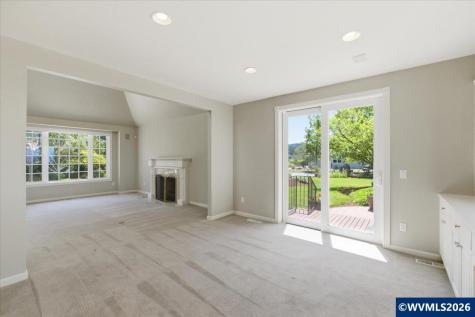 4239 Chambers Avenue S Salem OR 97302