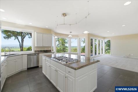 4239 Chambers Avenue S Salem OR 97302
