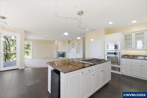 4239 Chambers Avenue S Salem OR 97302