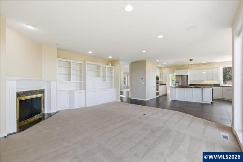 4239 Chambers Avenue S Salem OR 97302