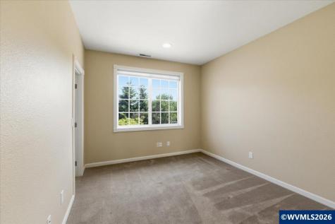 4239 Chambers Avenue S Salem OR 97302