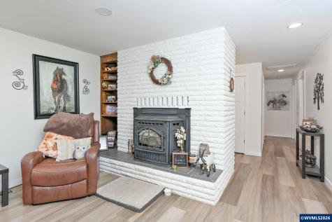 1780 Clover Ridge Road NE Albany OR 97322