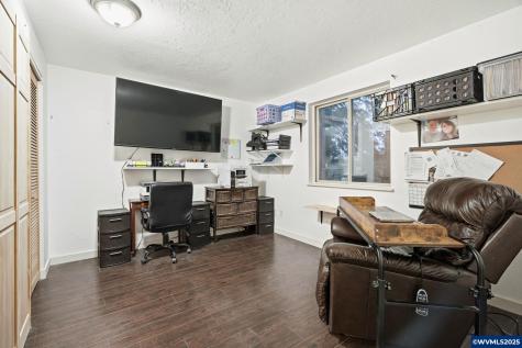 5087 Terrylee Court SE Salem OR 97306