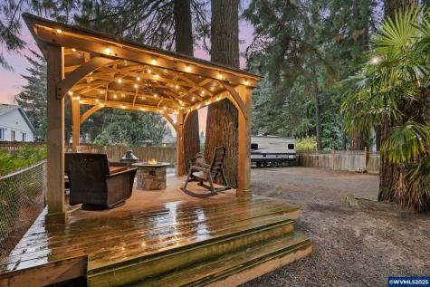 5087 Terrylee Court SE Salem OR 97306
