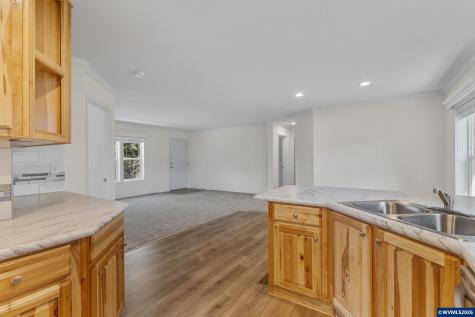 365 Mountain View Road Sweet Home OR 97386