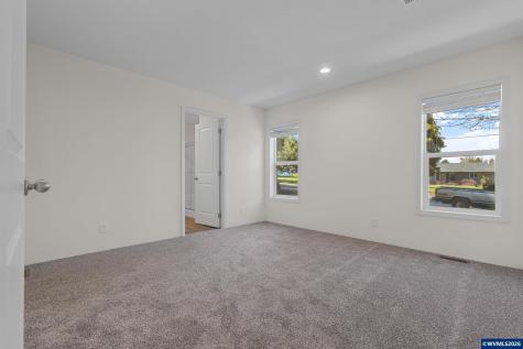 365 Mountain View Road Sweet Home OR 97386