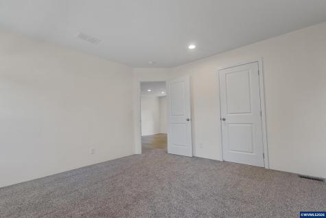 365 Mountain View Road Sweet Home OR 97386