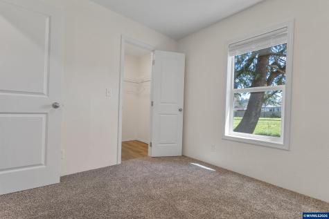 365 Mountain View Road Sweet Home OR 97386