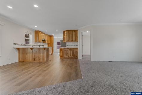 365 Mountain View Road Sweet Home OR 97386