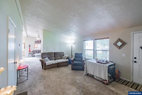 1606 11th Avenue Sweet Home OR 97386