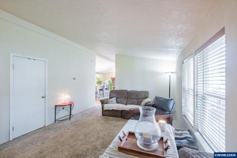 1606 11th Avenue Sweet Home OR 97386