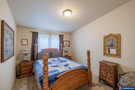 1606 11th Avenue Sweet Home OR 97386