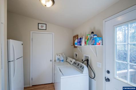 1606 11th Avenue Sweet Home OR 97386