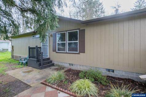 1606 11th Avenue Sweet Home OR 97386