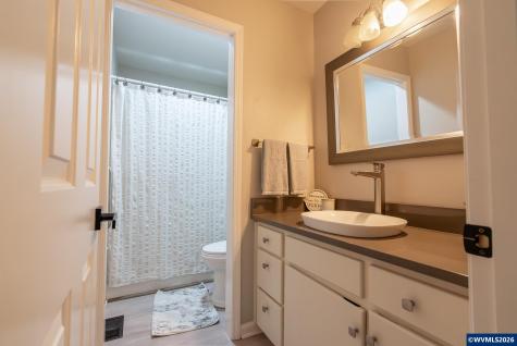 1140 Clover Valley Court NE Salem OR 97317