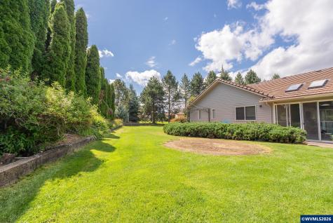 1140 Clover Valley Court NE Salem OR 97317