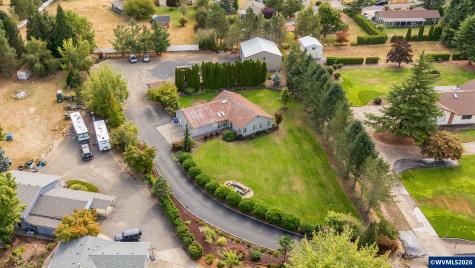 1140 Clover Valley Court NE Salem OR 97317