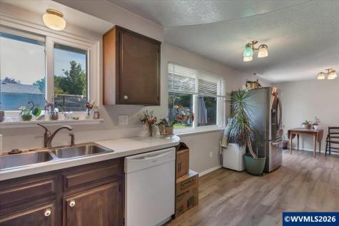 4842 Lone Oak Road SE Salem OR 97302