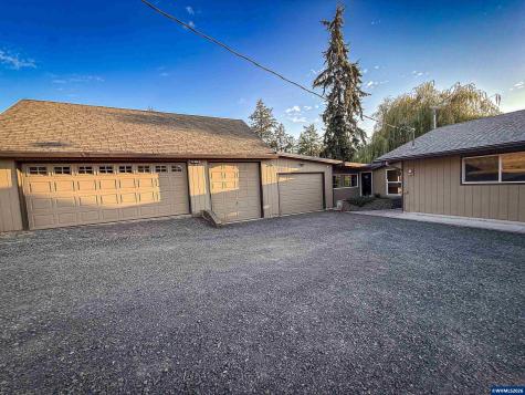 6110 SE Yampo Road Amity OR 97101