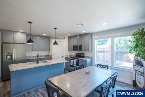 1443 45th Avenue Sweet Home OR 97386