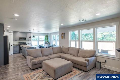 1443 45th Avenue Sweet Home OR 97386