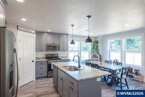 1443 45th Avenue Sweet Home OR 97386