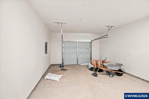 1221 49th Street Sweet Home OR 97389