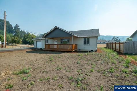1221 49th Street Sweet Home OR 97389