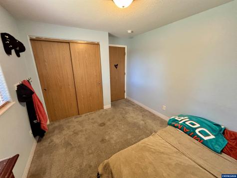 4223 Donalyn Street NE Salem OR 97301