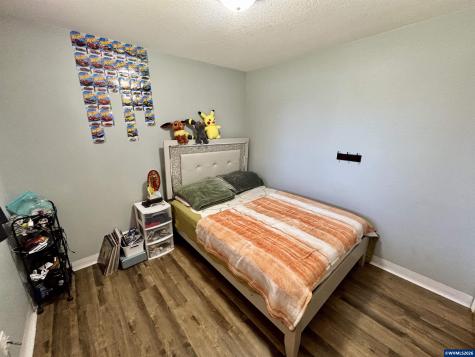 4223 Donalyn Street NE Salem OR 97301