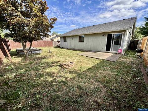 4223 Donalyn Street NE Salem OR 97301