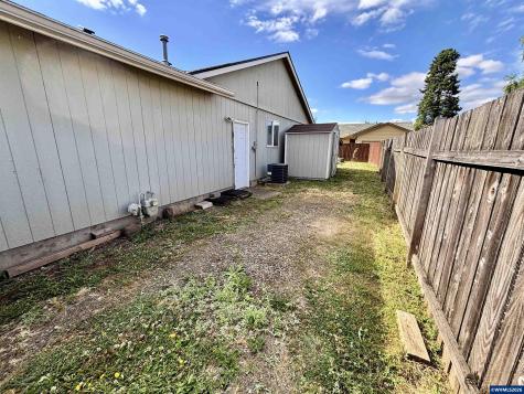 4223 Donalyn Street NE Salem OR 97301