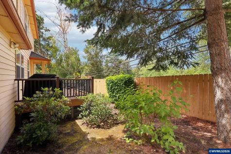 1472 Westbrook Drive NW Salem OR 97304