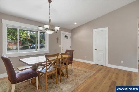 1955 Kent Avenue Stayton OR 97383