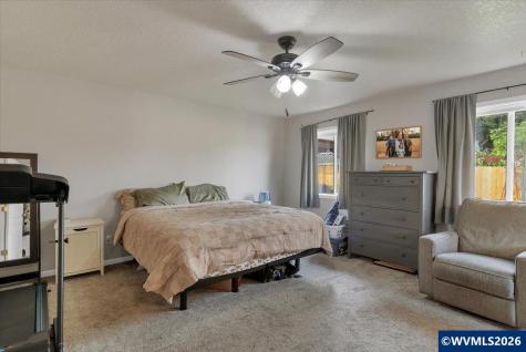 1955 Kent Avenue Stayton OR 97383