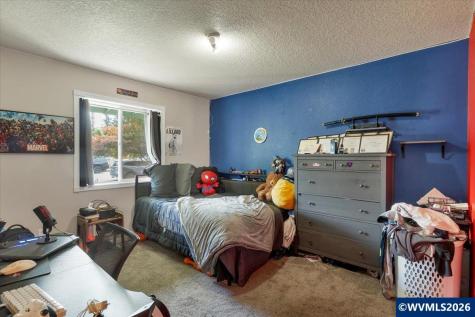 1955 Kent Avenue Stayton OR 97383