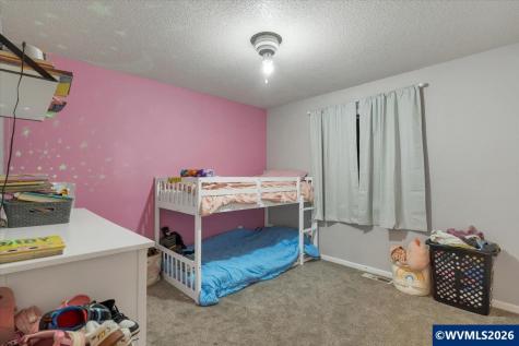 1955 Kent Avenue Stayton OR 97383