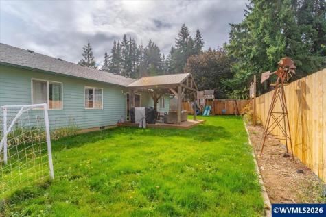 1955 Kent Avenue Stayton OR 97383