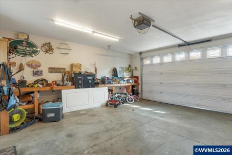 1955 Kent Avenue Stayton OR 97383