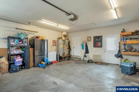 1955 Kent Avenue Stayton OR 97383