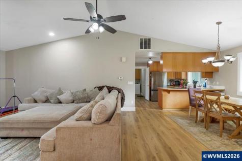 1955 Kent Avenue Stayton OR 97383