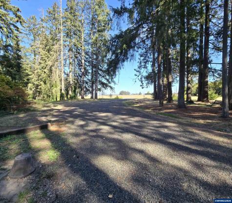 4359 64th Place NE Salem OR 97305